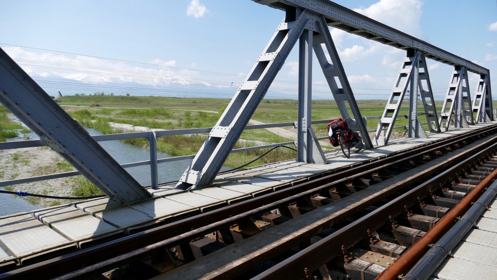 crossing the Olt River at Carta