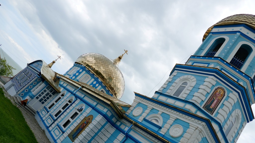 Sarichioi, a Lipovanian (former Russian immigrants) village and their Orthodox Basilica.