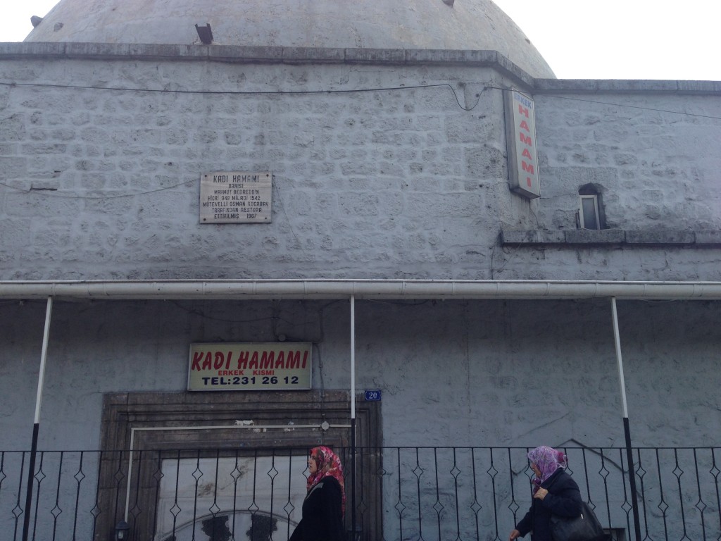 The Hamam, where I went to have a Steam Bath, a Peeling and a Massage. The first time in Turkey where people try to get a financial advantage because Im a foreigner. They don't had luck, I was strong enough to handle with them.