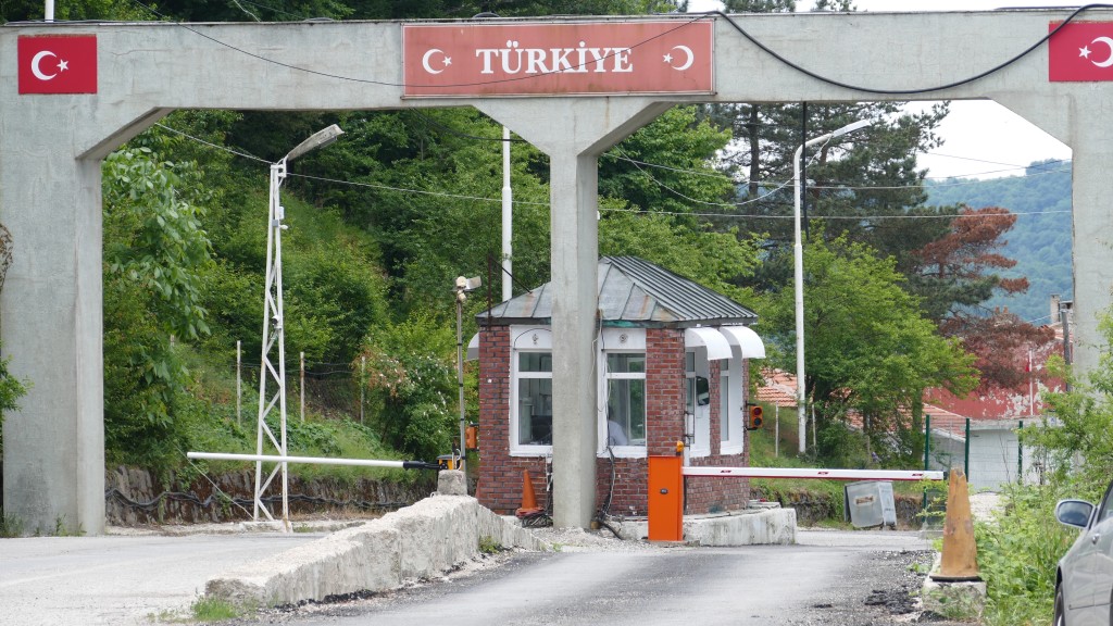 Entering TURKEY at Malko Tarnovo Border from Bulgaria.