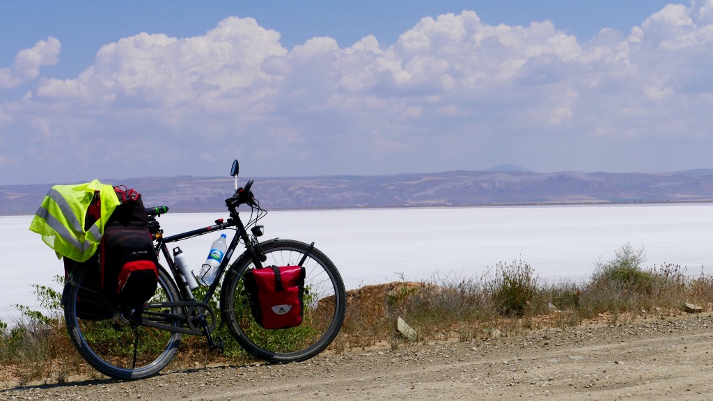 The salt lake at Sereflikochisar.