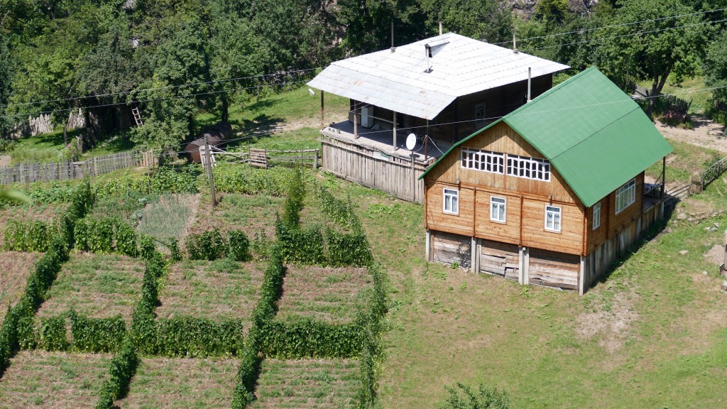 Farming at the upper valley of Adjaris-tsqali.