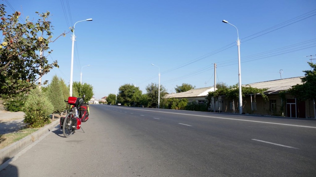 the morning street in Navoiy